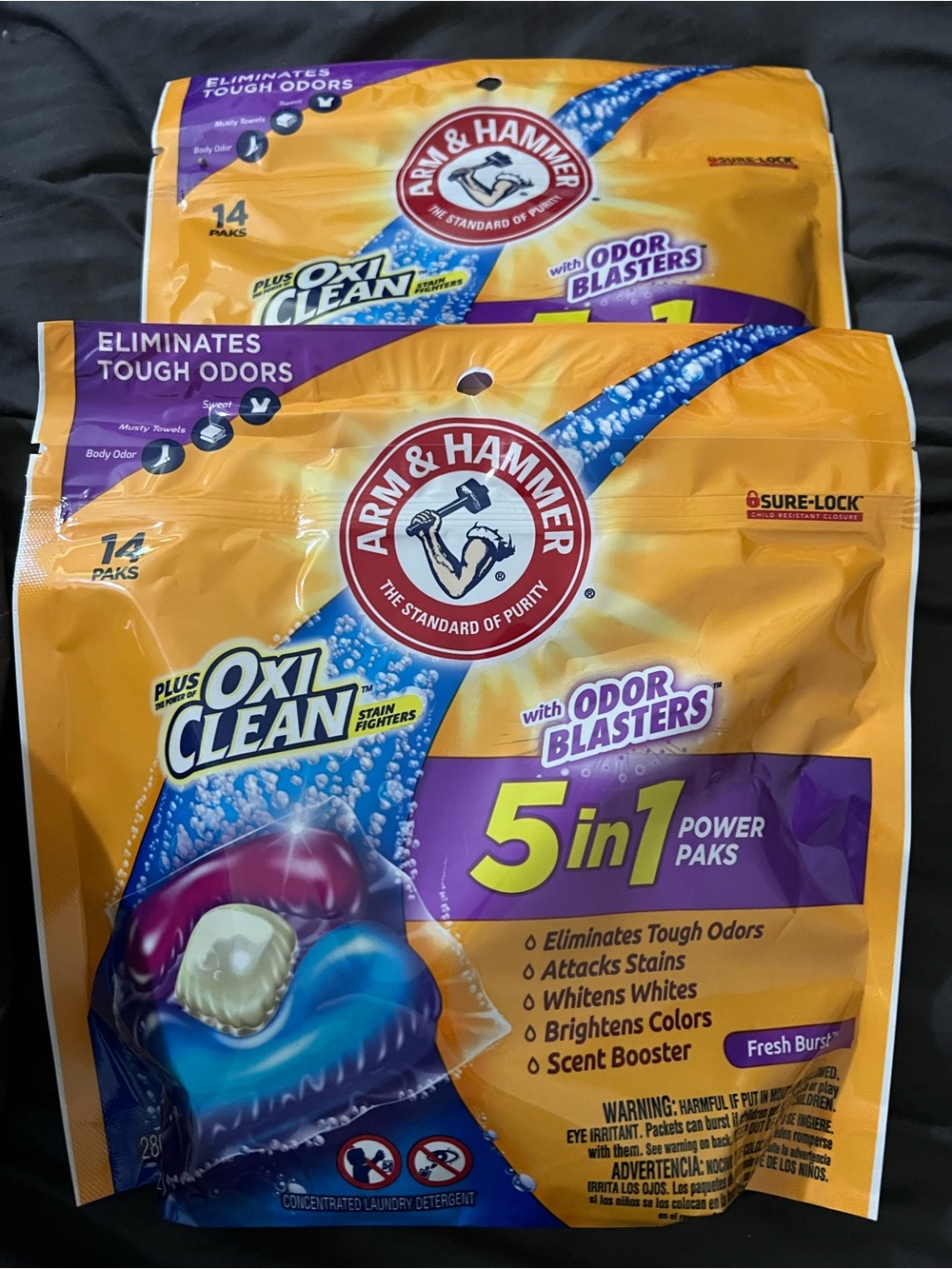(2) OXY clean laundry detergent pods